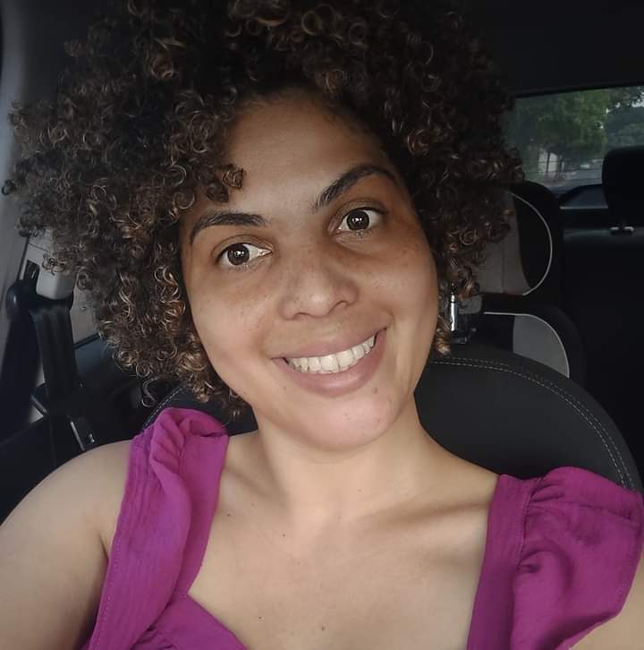 Professora Especialista